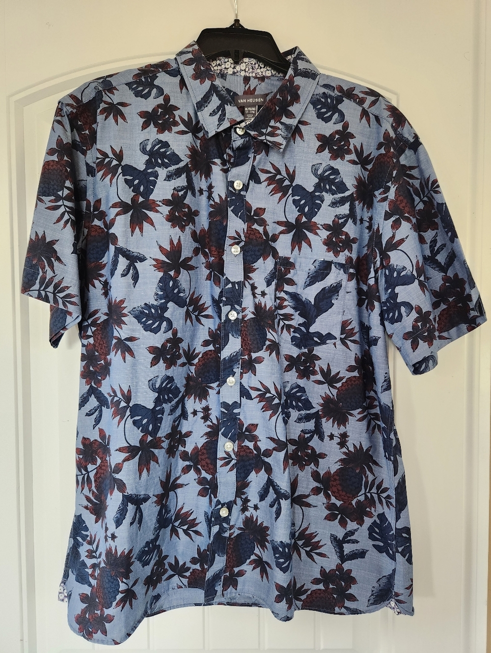 Van Heusen Men's XL Tropical Floral Short Sleeve Button Down Shirt - Blue